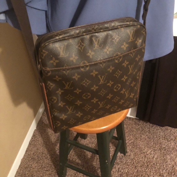 Rare authentic Louis Vuitton bag - Picture 2 of 7